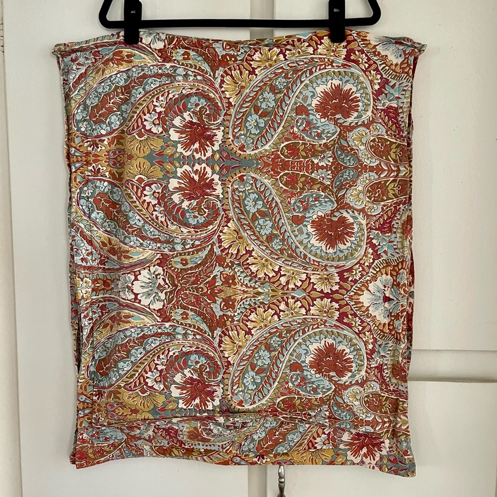 Pottery Barn Pillow Case Set